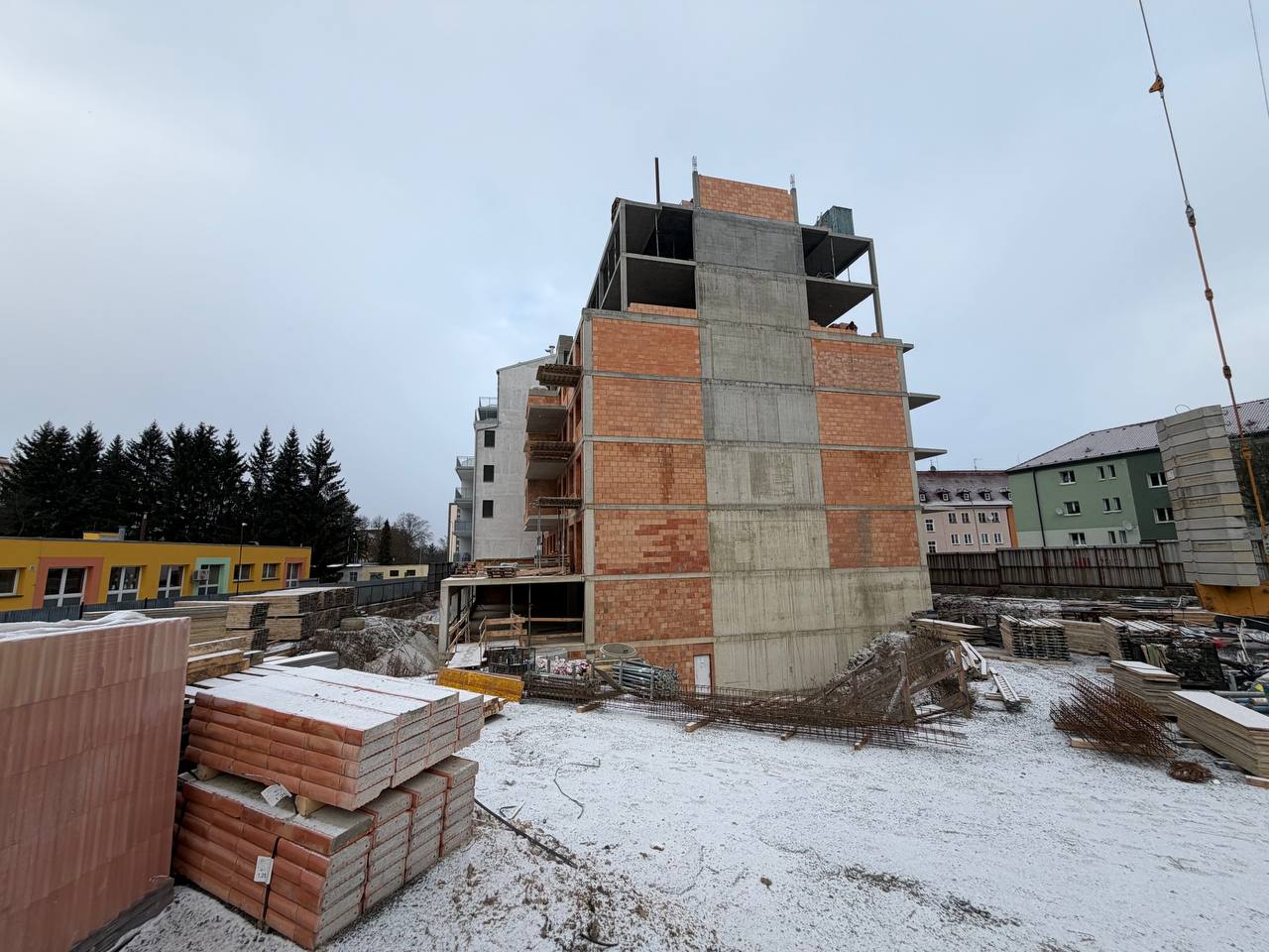 Průběh výstavby bytového komplexu VaryLife v Karlových Varech, Česká republika – Prosinec