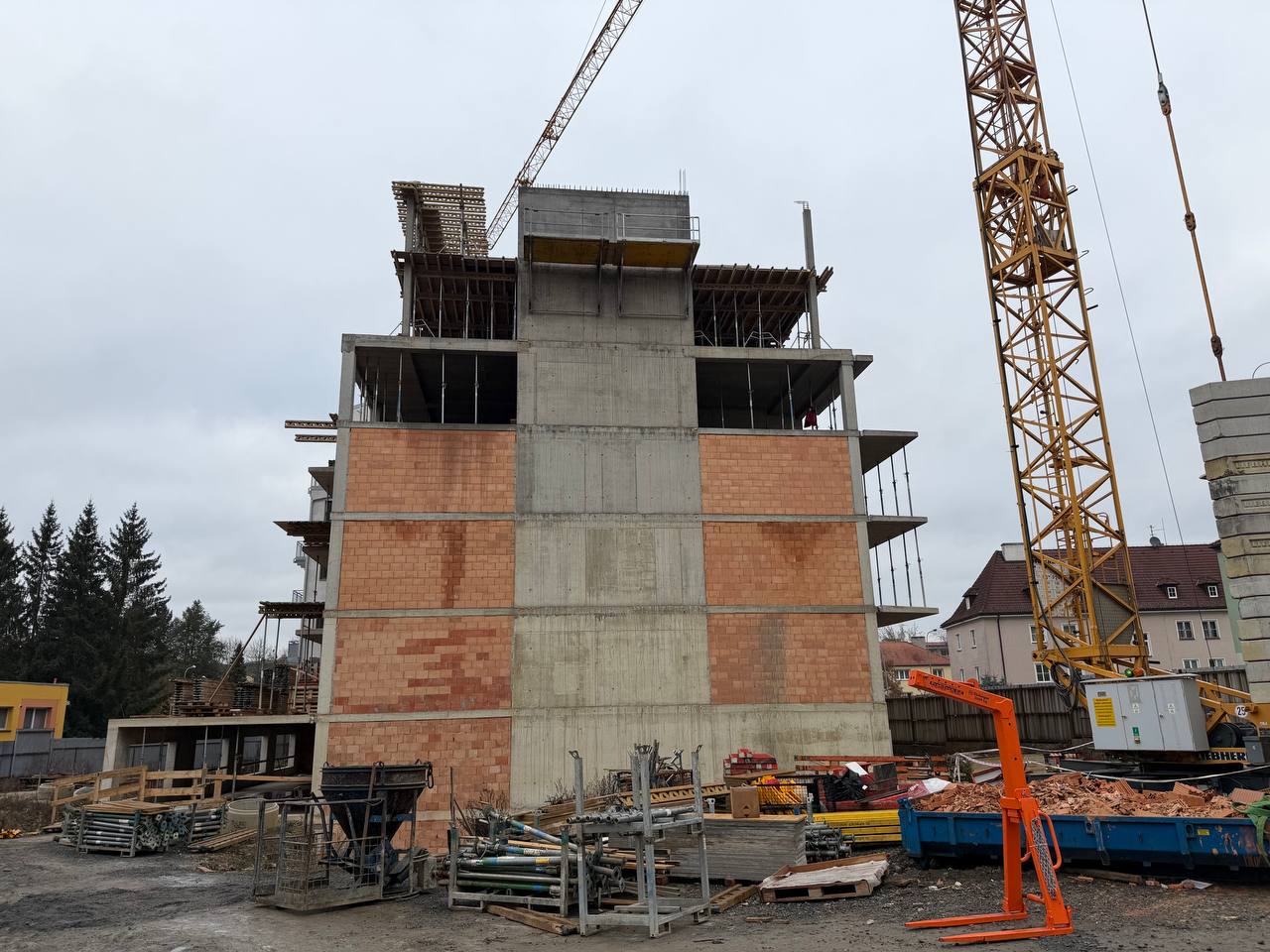 Construction progress of the VaryLife residential complex in Karlovy Vary, Czech Republic - November